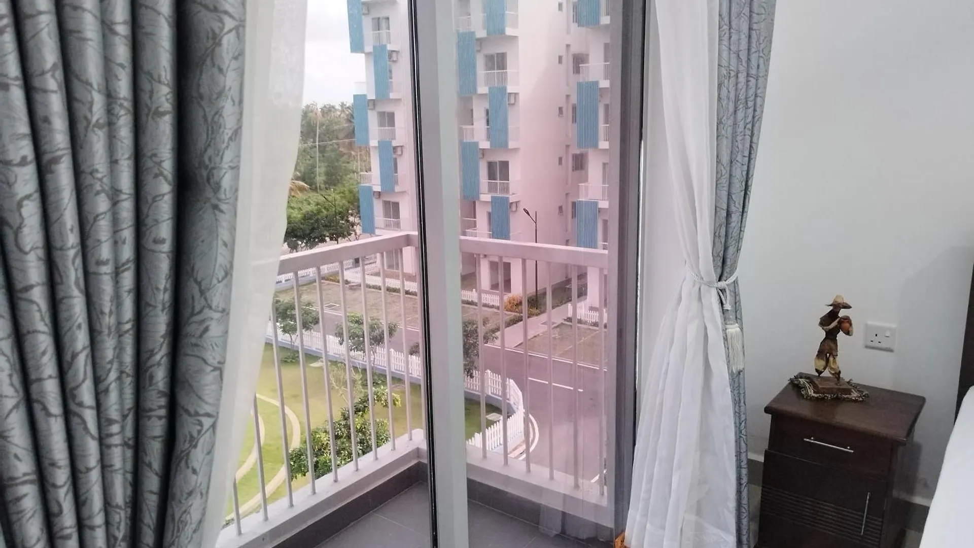 Vienti Serene Villa - Luxury Apartment Residence نيجومبو